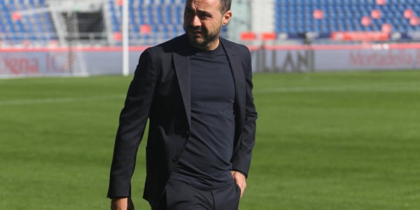 若能保级热刺想请德泽尔比执教 波切蒂诺也在候选名单