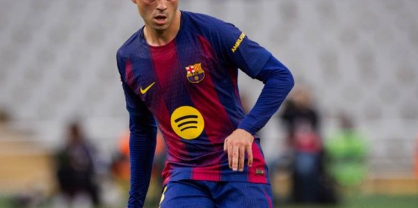 2-1！2-0！曼城3连胜重返争冠区，阿劳霍客串中锋绝杀，巴萨登顶