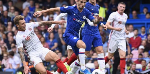 法甲上游卡位战！雷恩主场阻截斯特拉斯，中游黑马能否掀翻劲旅？